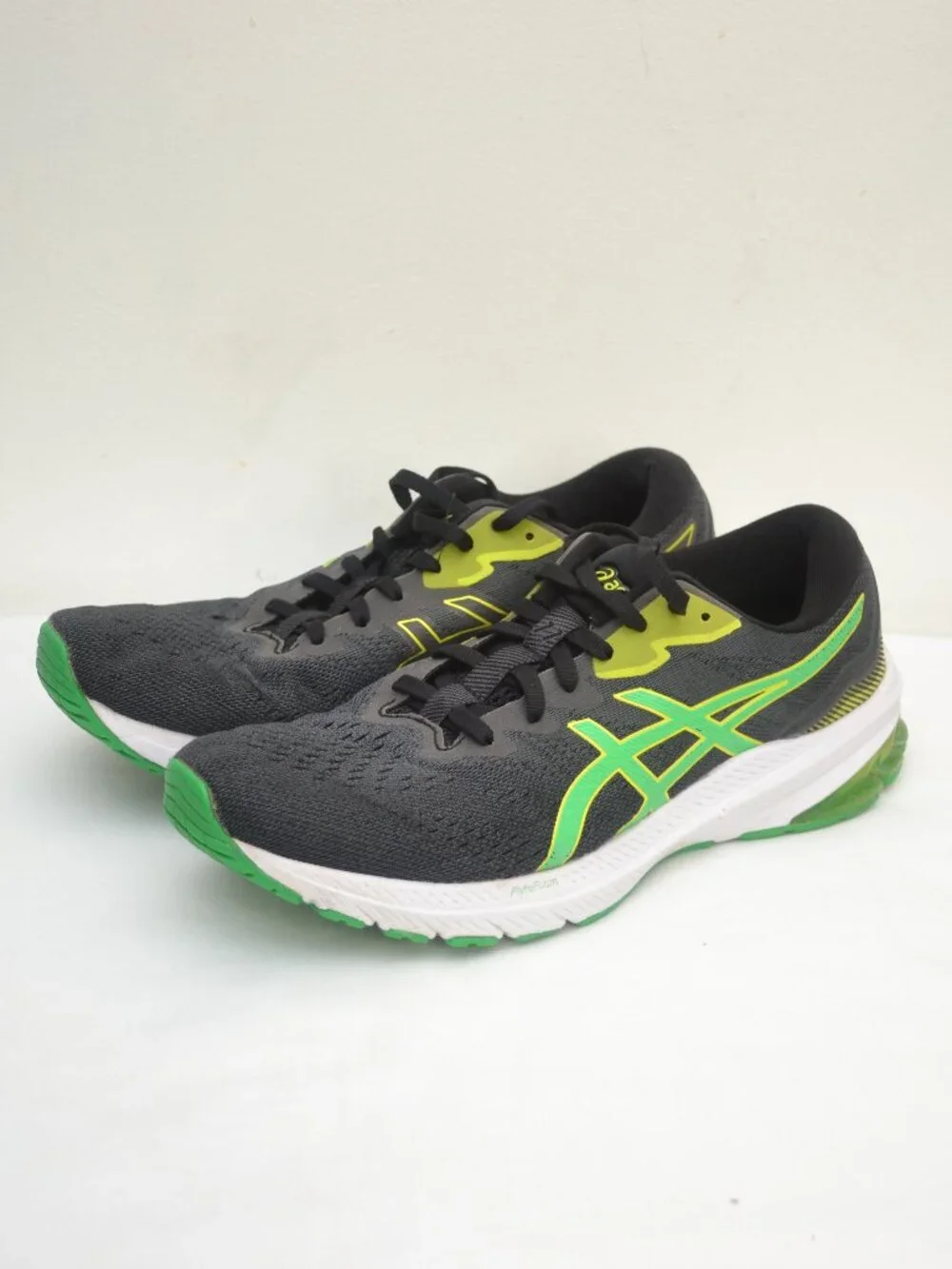 Asics GT-1000 11 Mens Size 8 pre owned Size 8